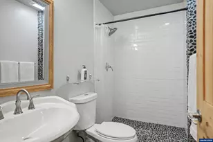 1405 Laurel Heights Dr NW, Albany, OR 97321 - Photo 9