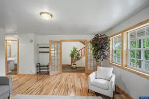 1405 Laurel Heights Dr NW, Albany, OR 97321 - Photo 3