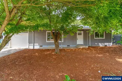 632 S 13th St, Independence, OR 97351 - Photo 3