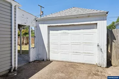 1385 Pearl St NE, Salem, OR 97301 - Photo 33