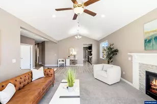 405 NE Berry St, Sublimity, OR 97385 - Photo 11