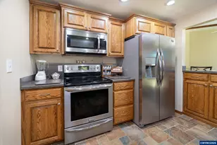4626 2nd Pl SE, Salem, OR 97302 - Photo 13
