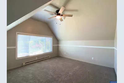 952 Main St E, Monmouth, OR 97361 - Photo 33