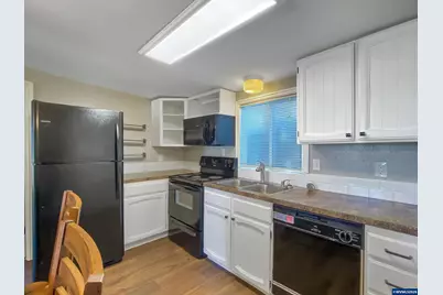 952 Main St E, Monmouth, OR 97361 - Photo 43