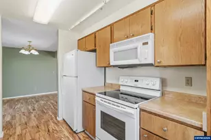 4362 Madrona Way SE, Albany, OR 97322 - Photo 9