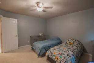 2333 Mountain River Dr, Lebanon, OR 97355 - Photo 29