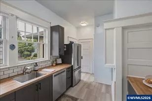 204 NW 27th St, Corvallis, OR 97330 - Photo 15