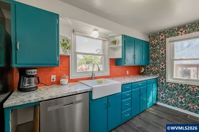 510 W Oak St, Lebanon, OR 97355 - Photo 9