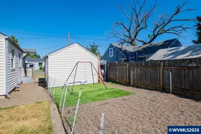 510 W Oak St, Lebanon, OR 97355 - Photo 25