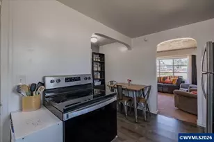 510 W Oak St, Lebanon, OR 97355 - Photo 11