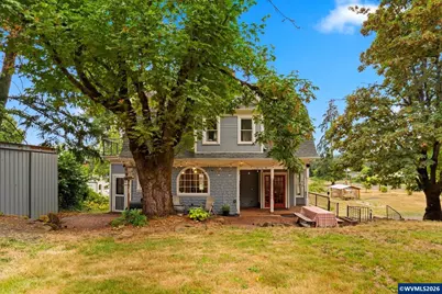 370 C St, Scotts Mills, OR 97375 - Photo 39