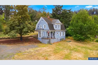 370 C St, Scotts Mills, OR 97375 - Photo 1