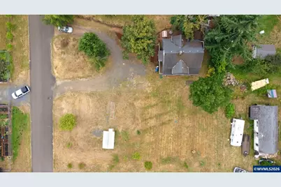 370 C St, Scotts Mills, OR 97375 - Photo 45