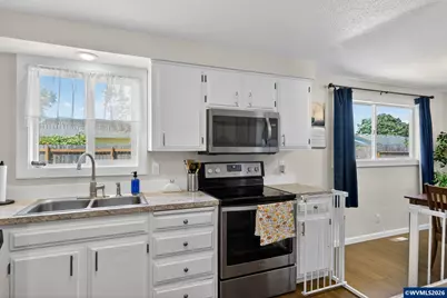 4527 Garden Ct SE, Salem, OR 97317 - Photo 15