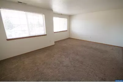 1815 Skyline Ct S, Salem, OR 97306 - Photo 3