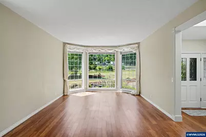 11045 James Way Dr SE, Aumsville, OR 97325 - Photo 5
