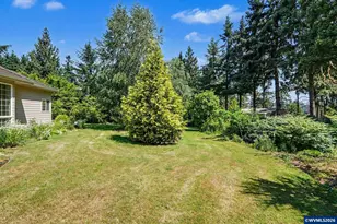 11045 James Way Dr SE, Aumsville, OR 97325 - Photo 3