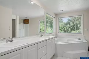 11045 James Way Dr SE, Aumsville, OR 97325 - Photo 21