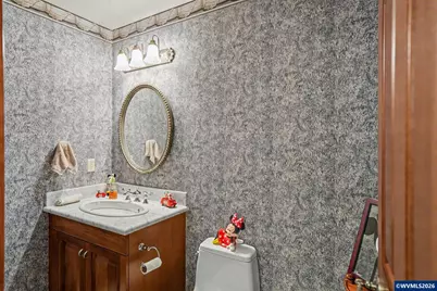 630 Eureka Av, Silverton, OR 97381 - Photo 23