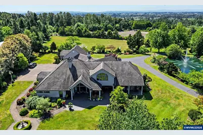 630 Eureka Av, Silverton, OR 97381 - Photo 1