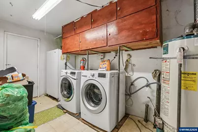 892 D St, Independence, OR 97351 - Photo 15