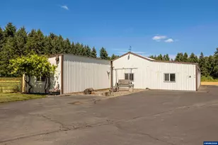 23522 Chaffey Ln, Aurora, OR 97002 - Photo 37