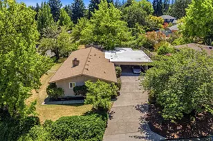 1740 NW Woodland Dr, Corvallis, OR 97330 - Photo 37