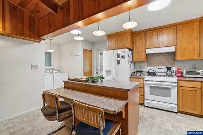 1740 NW Woodland Dr, Corvallis, OR 97330 - Photo 15