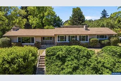 1740 NW Woodland Dr, Corvallis, OR 97330 - Photo 1