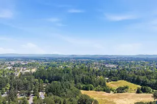 1740 NW Woodland Dr, Corvallis, OR 97330 - Photo 5