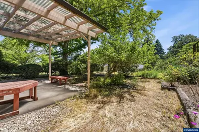 1740 NW Woodland Dr, Corvallis, OR 97330 - Photo 33