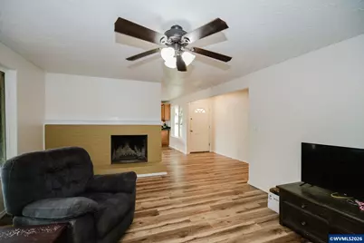 4808 38th Pl NE, Salem, OR 97305 - Photo 17