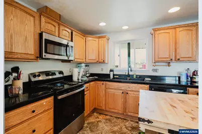 4808 38th Pl NE, Salem, OR 97305 - Photo 21