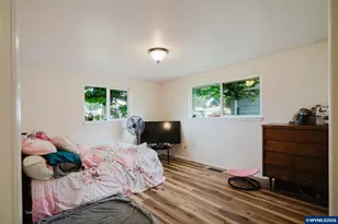 4808 38th Pl NE, Salem, OR 97305 - Photo 13