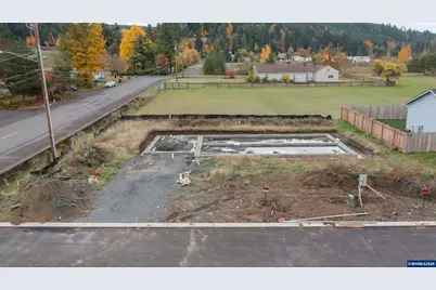 1221 49th Av, Sweet Home, OR 97389 - Photo 25