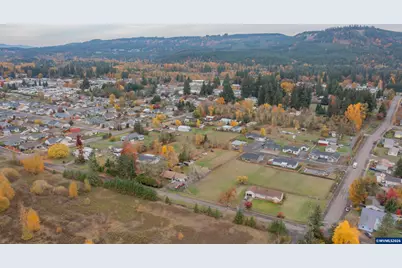 1221 49th Av, Sweet Home, OR 97389 - Photo 21
