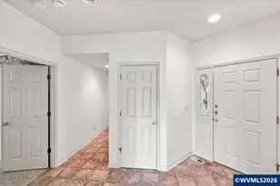 702 Castle Pines Dr N, Keizer, OR 97303 - Photo 5