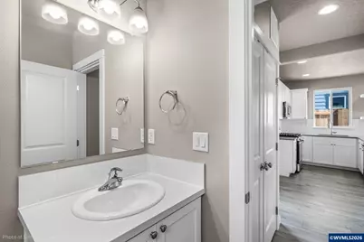 933 SE Blackbird Av, Albany, OR 97322 - Photo 7