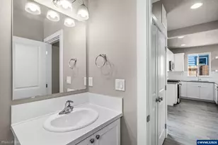 933 SE Blackbird Av, Albany, OR 97322 - Photo 7