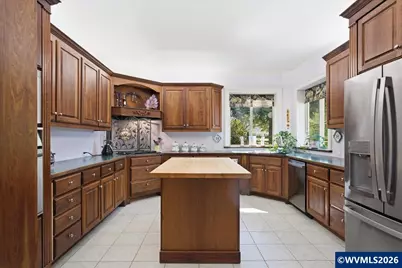 7062 River Bend Dr NE, Silverton, OR 97381 - Photo 9