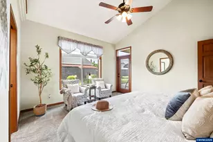 424 13th St, Aumsville, OR 97325 - Photo 17