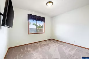 424 13th St, Aumsville, OR 97325 - Photo 27