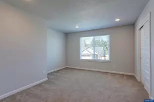 719 Deer Crk Wy, Philomath, OR 97370 - Photo 35