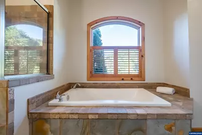 3559 NW Glenridge Dr, Corvallis, OR 97330 - Photo 33