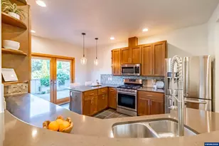 3559 NW Glenridge Dr, Corvallis, OR 97330 - Photo 21