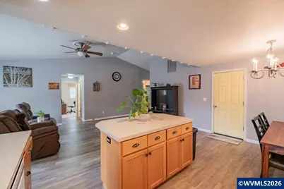 1256 Linden Ct, Sweet Home, OR 97386 - Photo 11