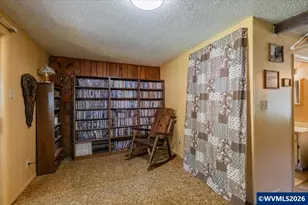43227 N River Rd, Sweet Home, OR 97386 - Photo 13