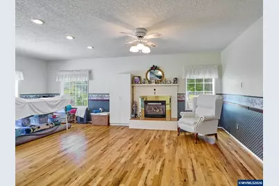1010 Randolph Rd, Woodburn, OR 97071 - Photo 7