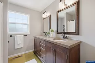 1420 Center St SE, Albany, OR 97322 - Photo 31