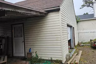 1433 NW 17th St, Lincoln City, OR 97367 - Photo 19